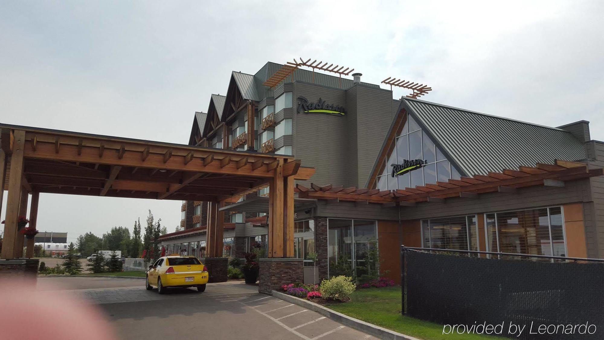 Edmonton Hotel & Convention Center เอดมันตัน ภายนอก รูปภาพ